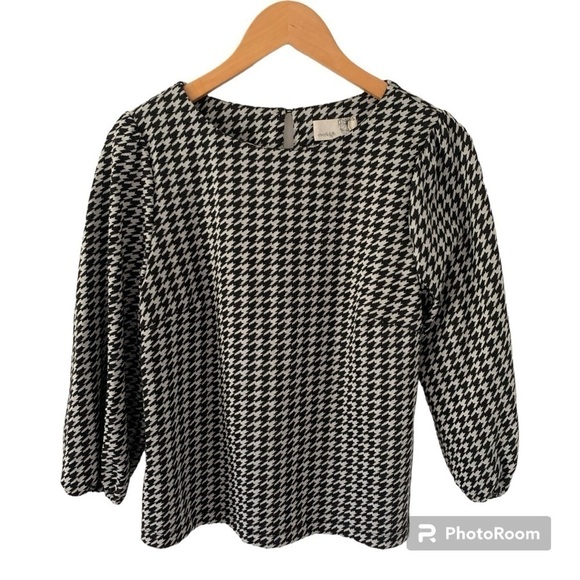 Everleigh Black and Gray Houndstooth Checkered 3/4 Balloon Sleeves Top in Size M - Picture 1 of 10